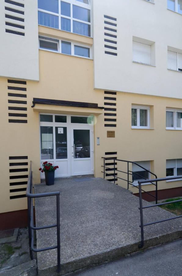 Appartement Maximus à Čakovec Extérieur photo